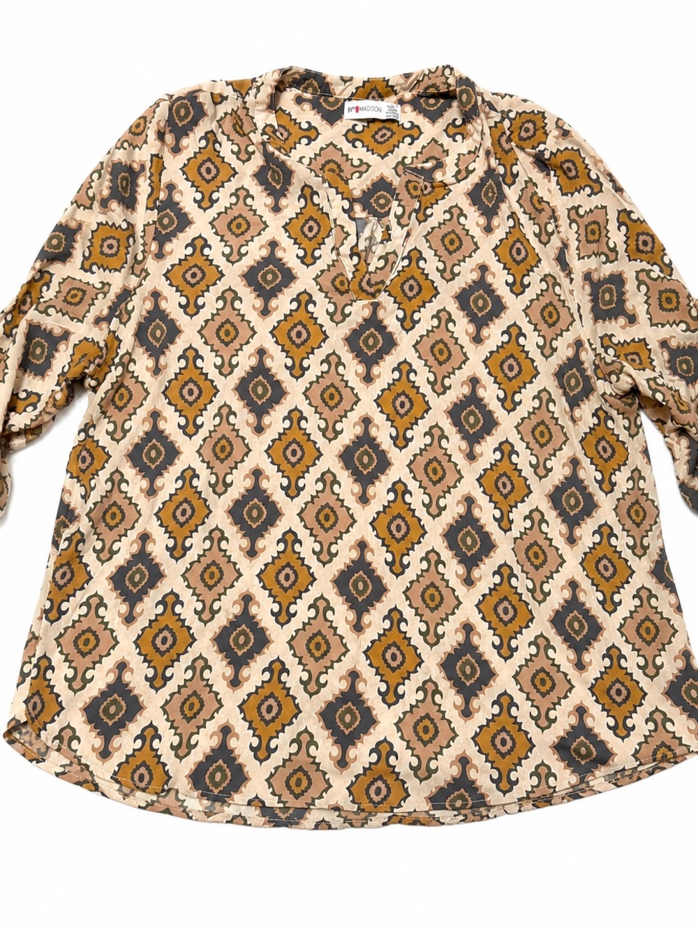 89th & Madison Beige Tunic Top with Mustard & Brown Geometric Print. Never worn!